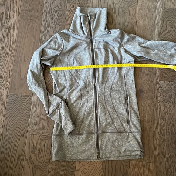 Lululemen grey very good used condition - Picture 1 of 6